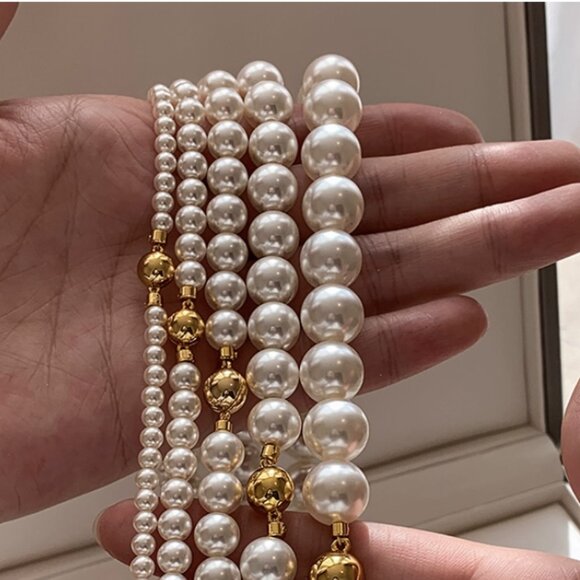 Timeless Classic Single Strand Pearl Necklace with Magnetic Clasp 12mm - Picture 9 of 14